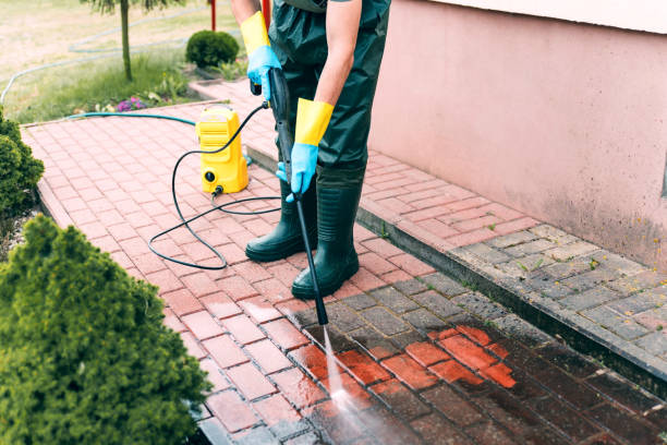 Best Concrete Pressure Washing  in Farngton, MI